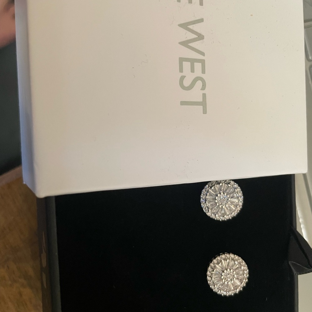 Nine West Sparkling Silver Earrings